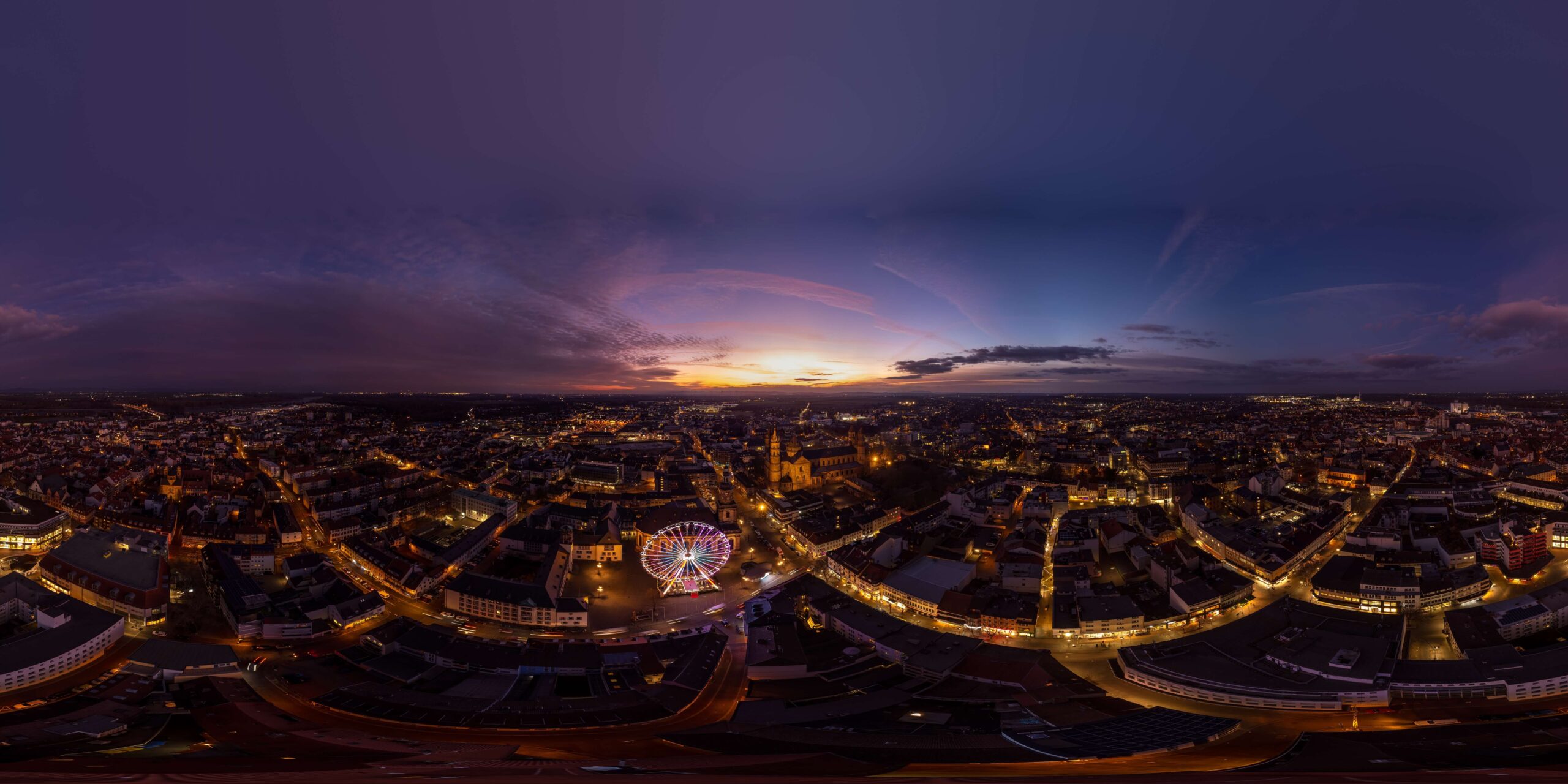 Worms bei Sonnenuntergang