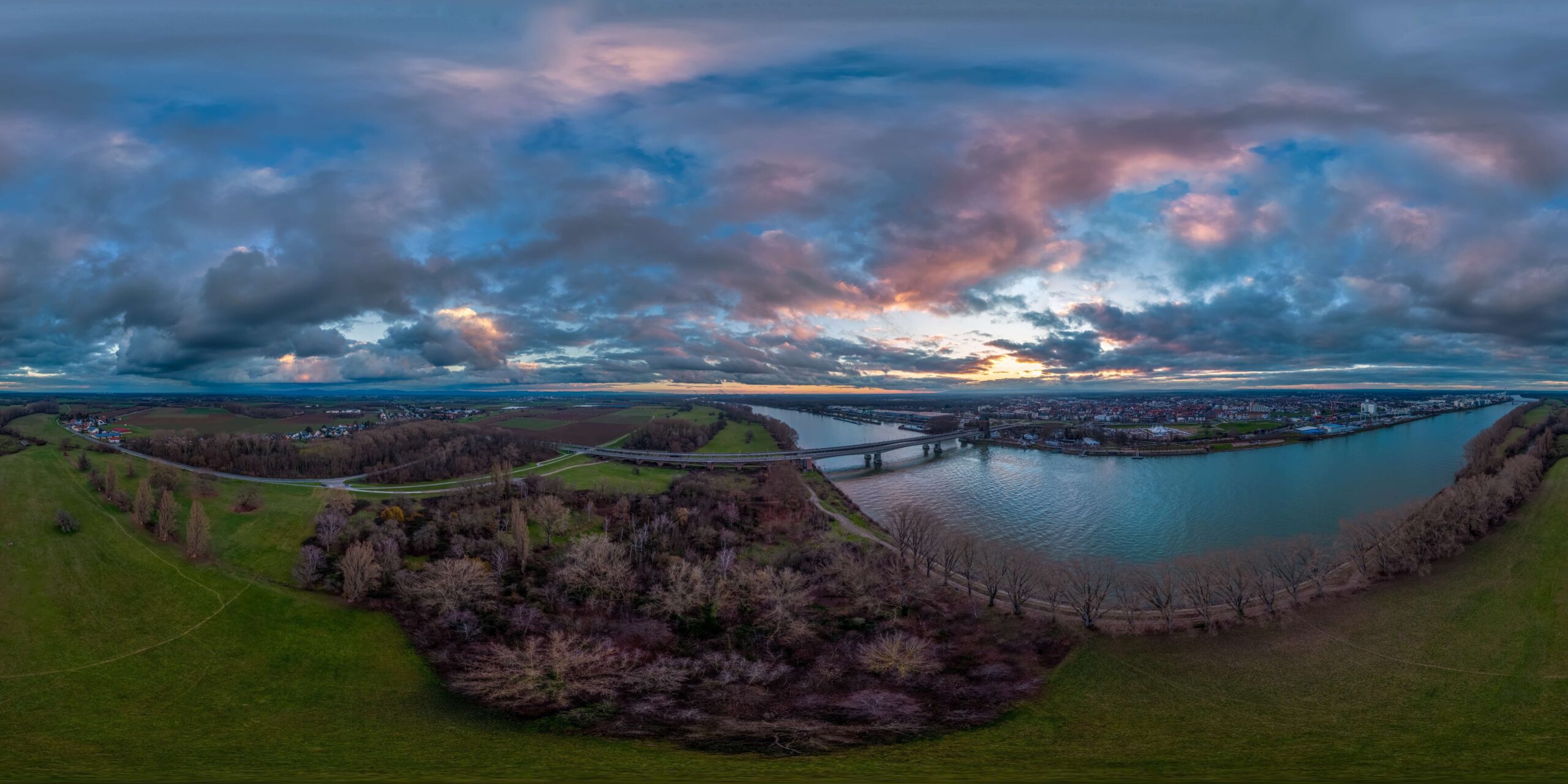 Rundumblick Rhein